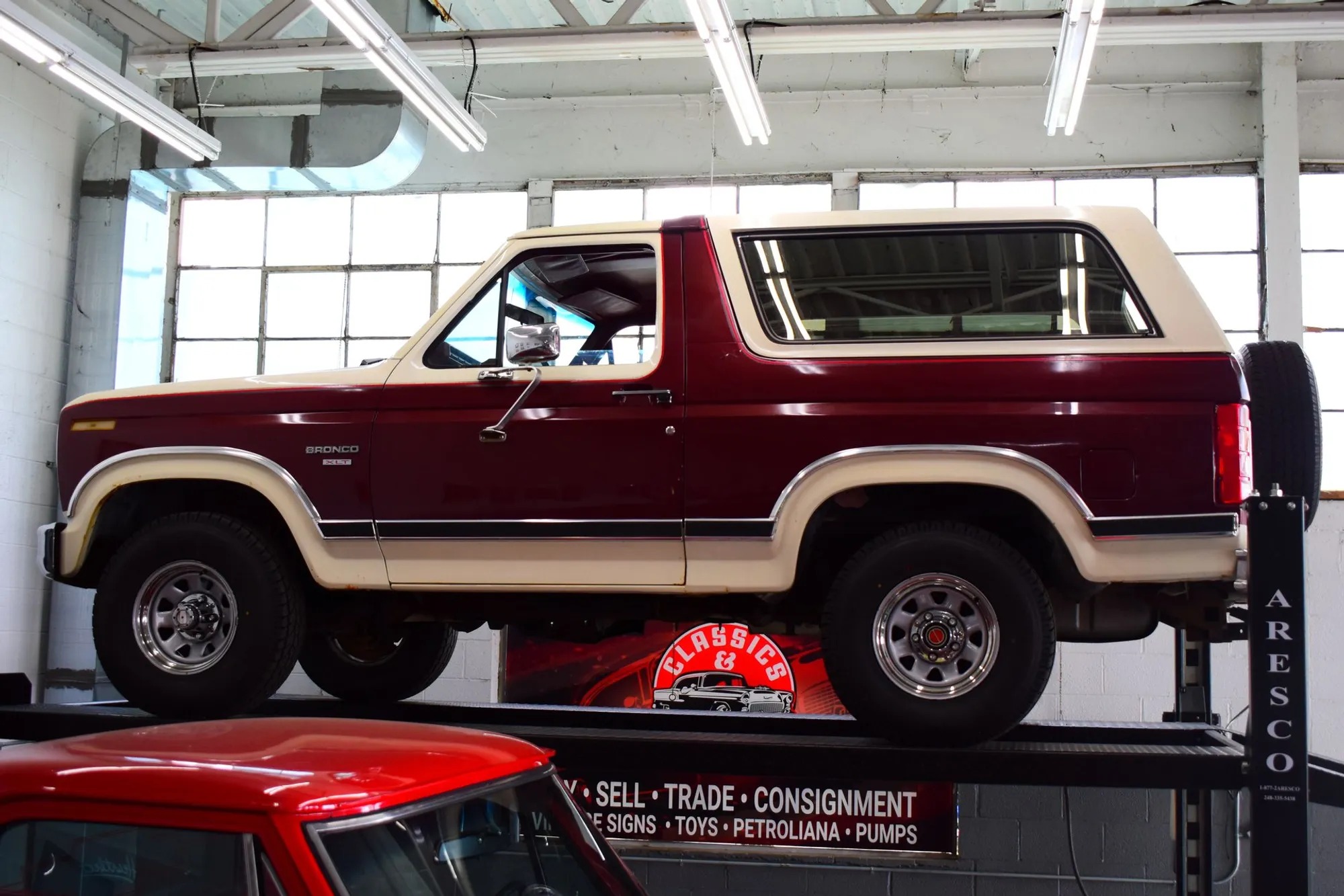 1983 Ford Bronco XLT