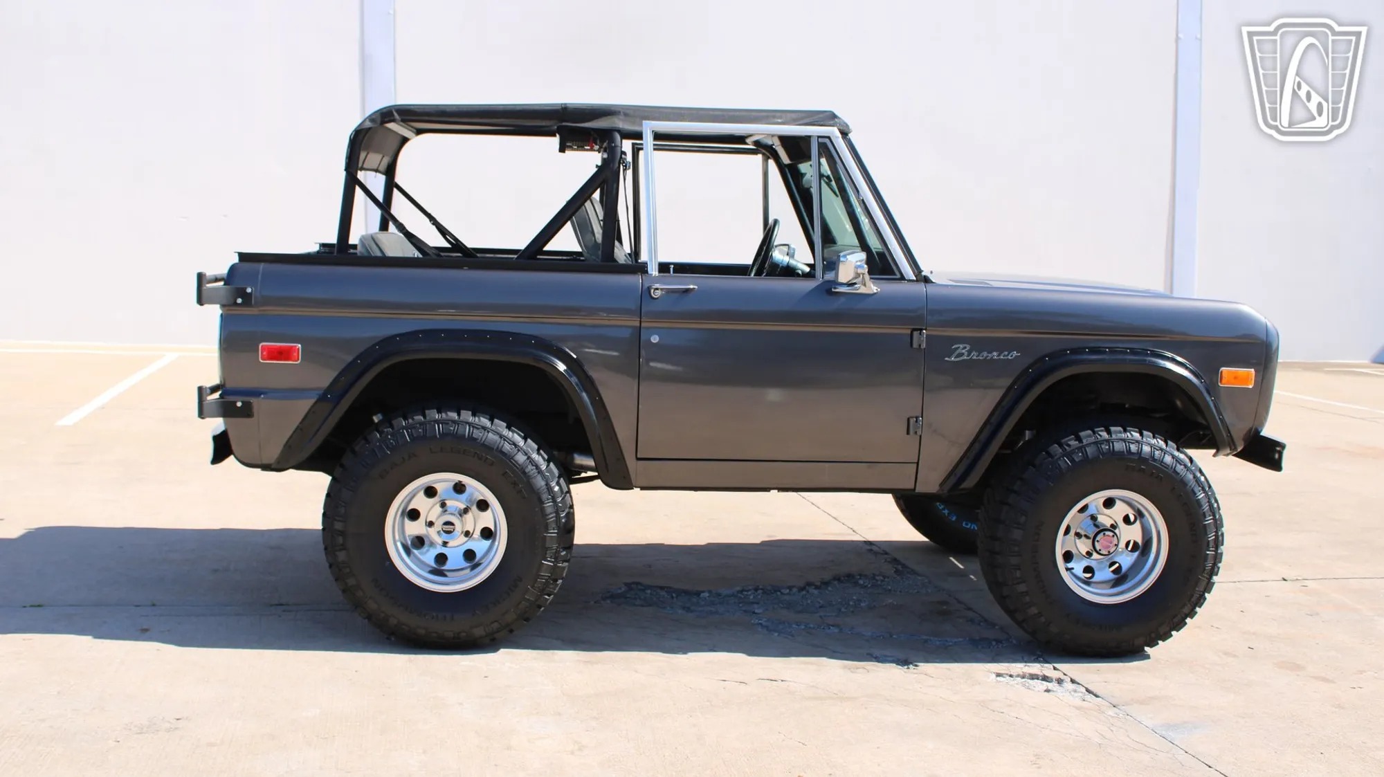 1974 Ford Bronco - 5