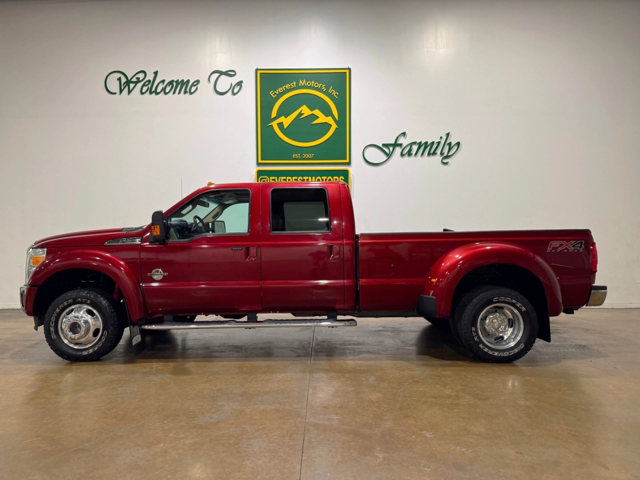 2014 Ford F-450 Super Duty Lariat - 2