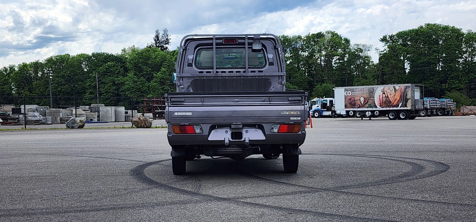 2000 Mitsubishi Minicab