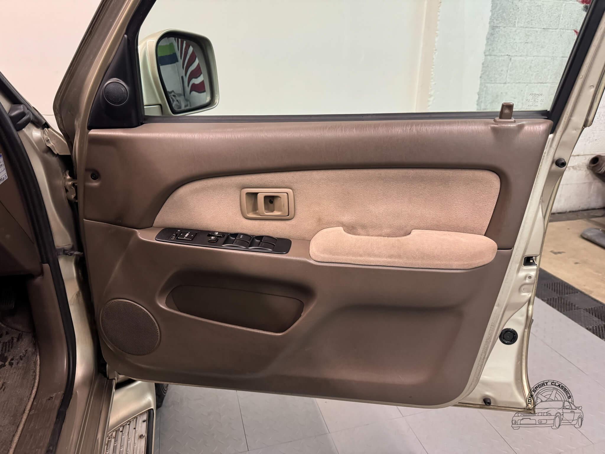 2000 Toyota Hilux Surf SSR-X