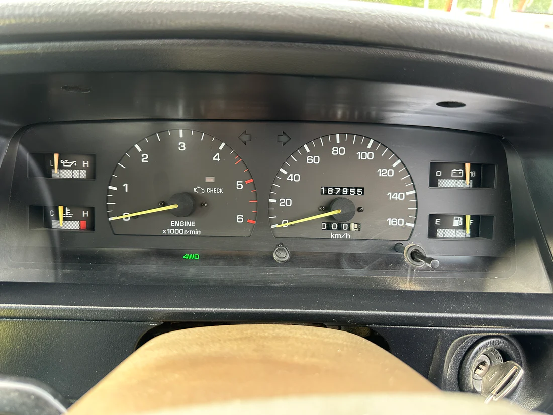 1992 Toyota Hilux SSR LN107