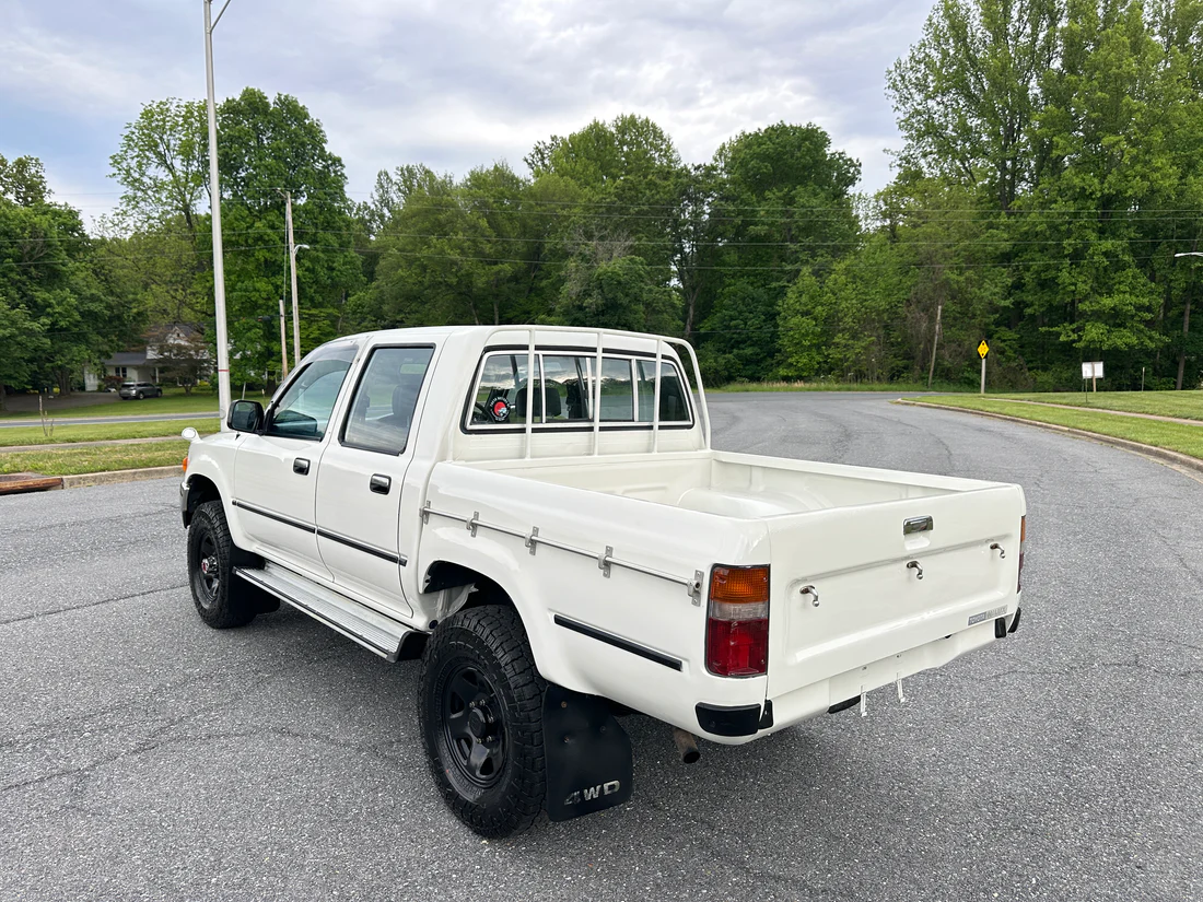 1992 Toyota Hilux SSR LN107 - 3