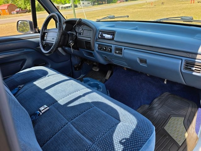 1995 Ford F-150 XLT SWB