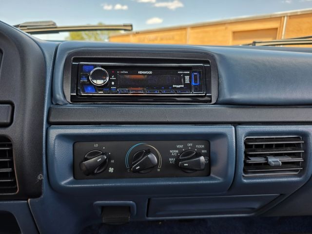 1995 Ford F-150 XLT SWB