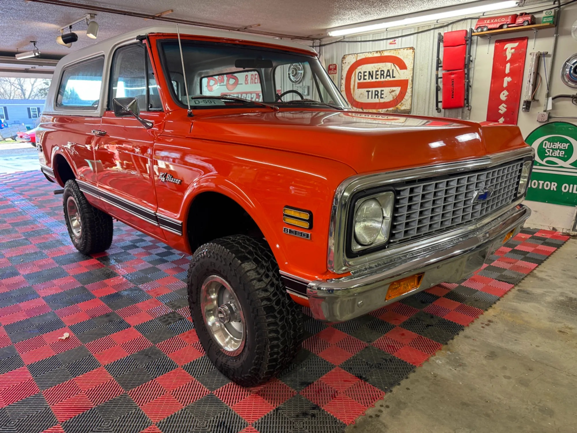 1972 Chevrolet K5 Blazer - 2