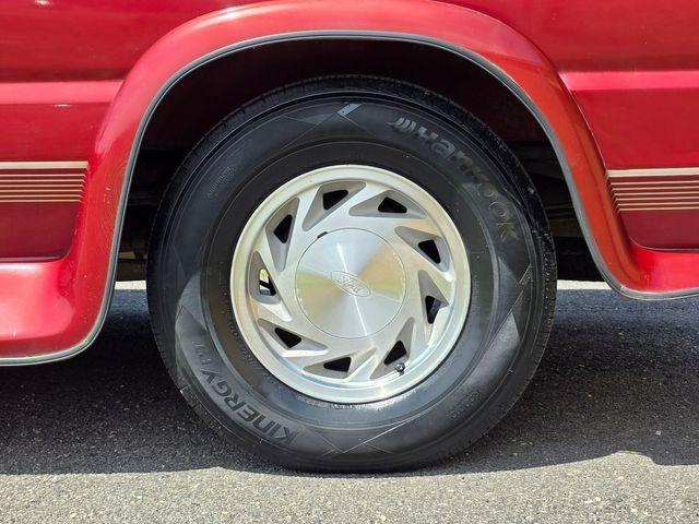 1997 Ford Econoline E-150 Conversion