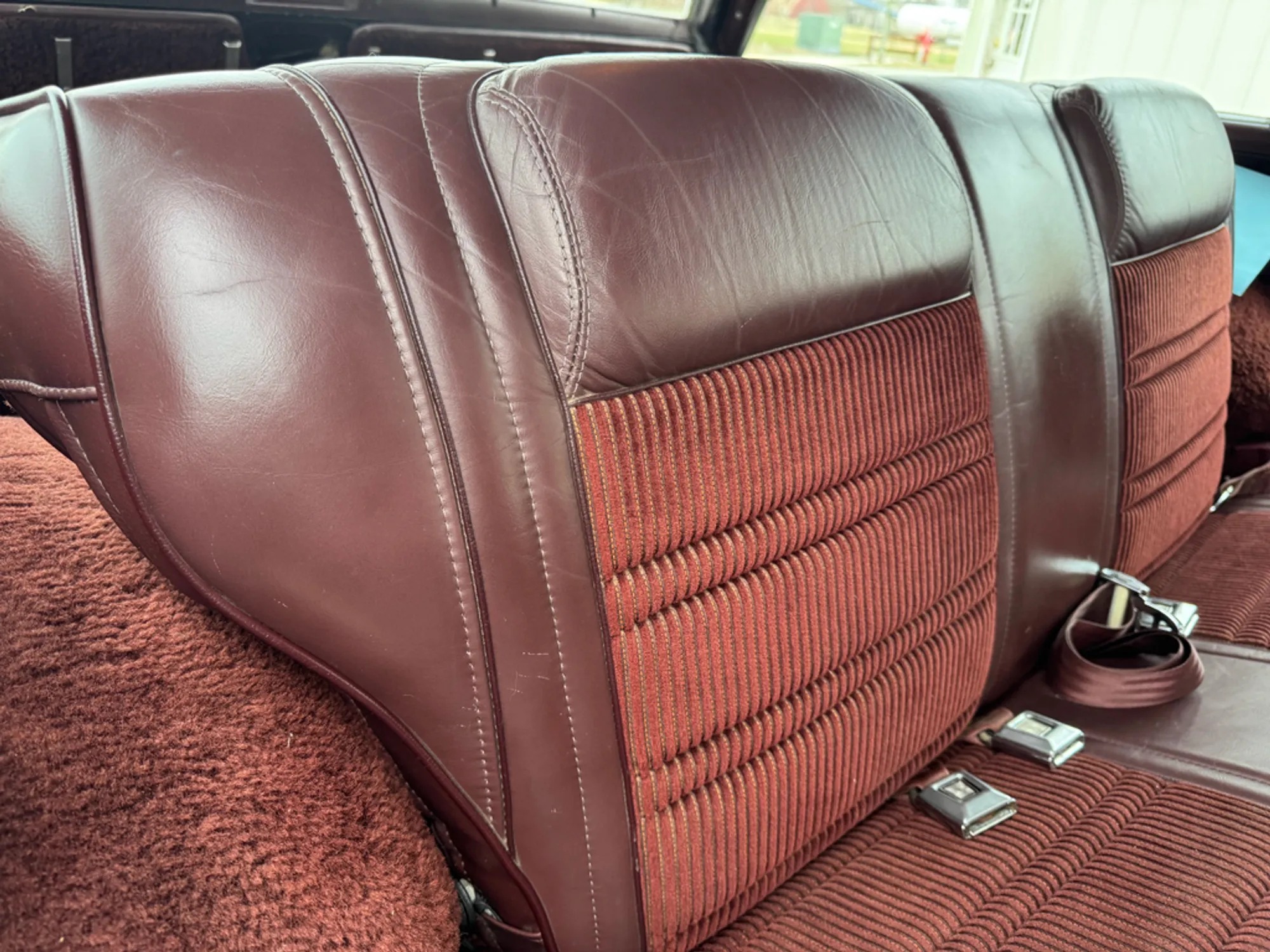 1989 Jeep Grand Wagoneer