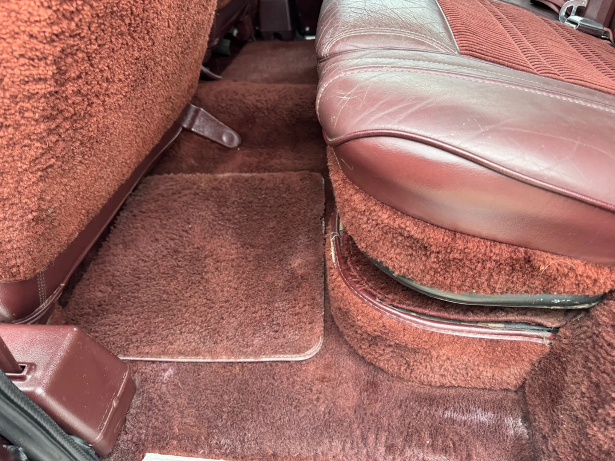 1989 Jeep Grand Wagoneer