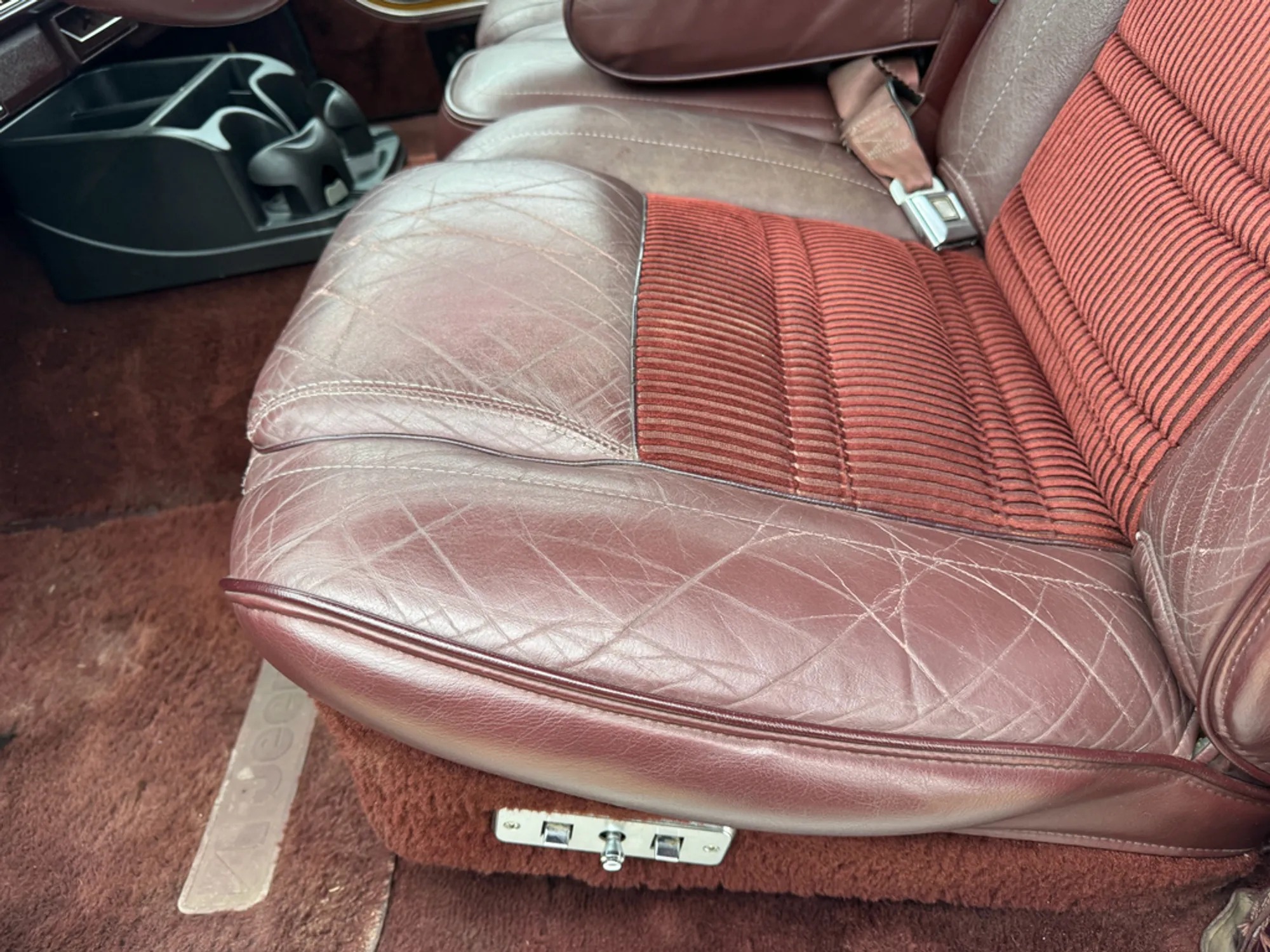 1989 Jeep Grand Wagoneer