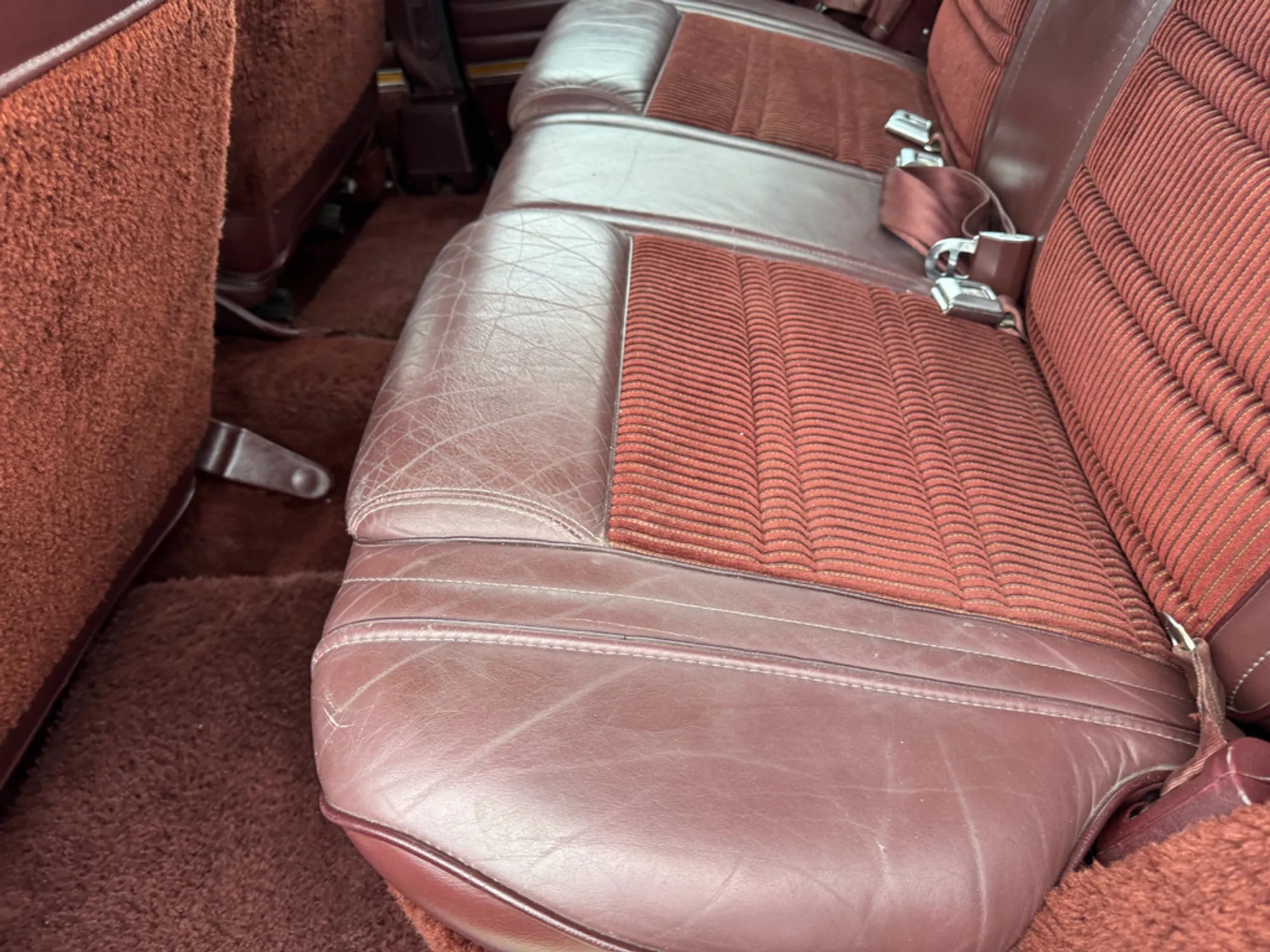 1989 Jeep Grand Wagoneer
