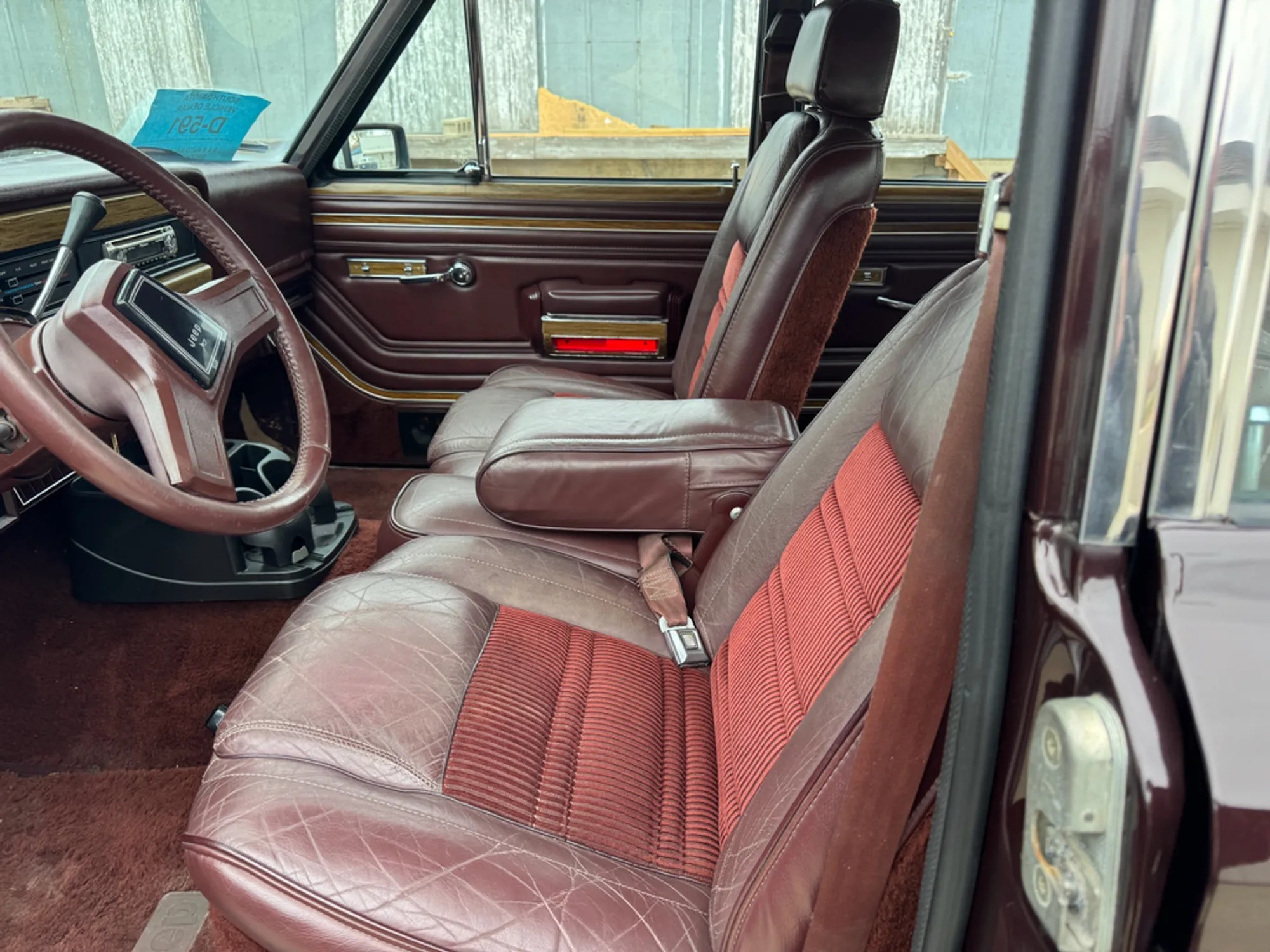 1989 Jeep Grand Wagoneer