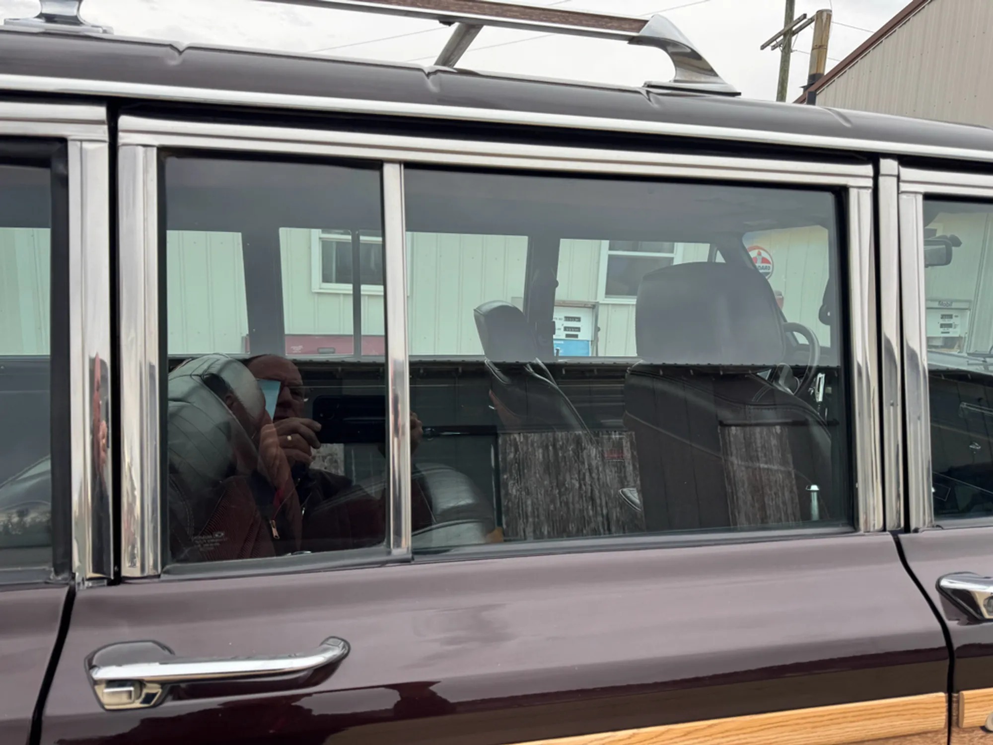 1989 Jeep Grand Wagoneer