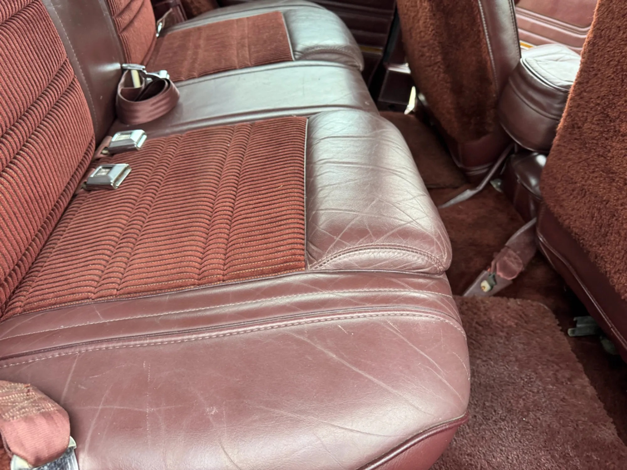 1989 Jeep Grand Wagoneer