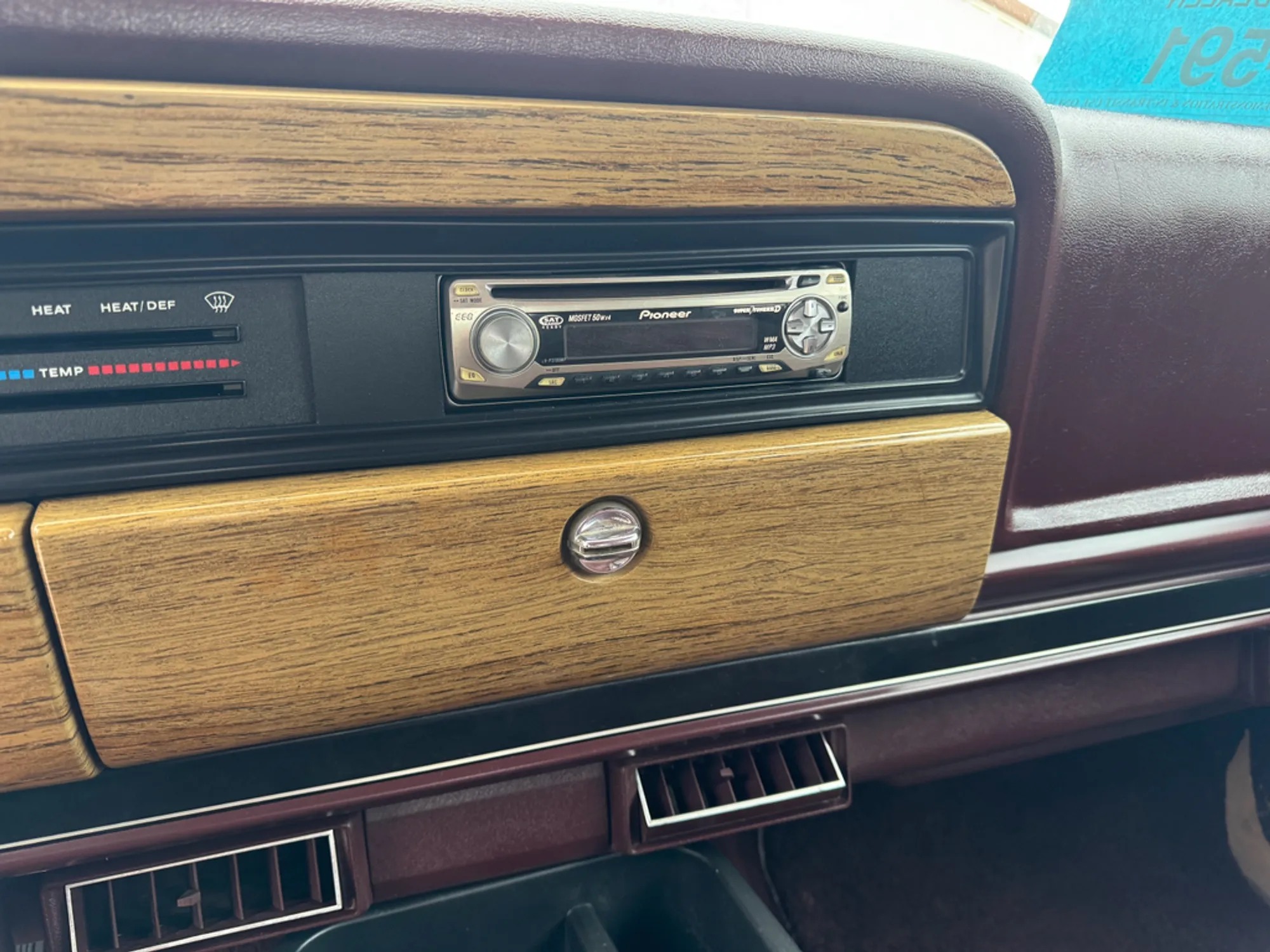 1989 Jeep Grand Wagoneer