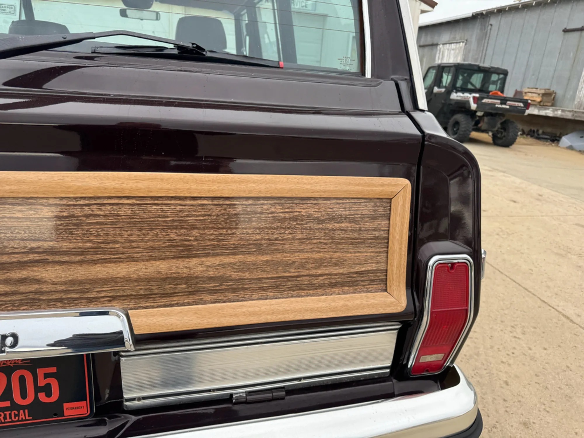 1989 Jeep Grand Wagoneer