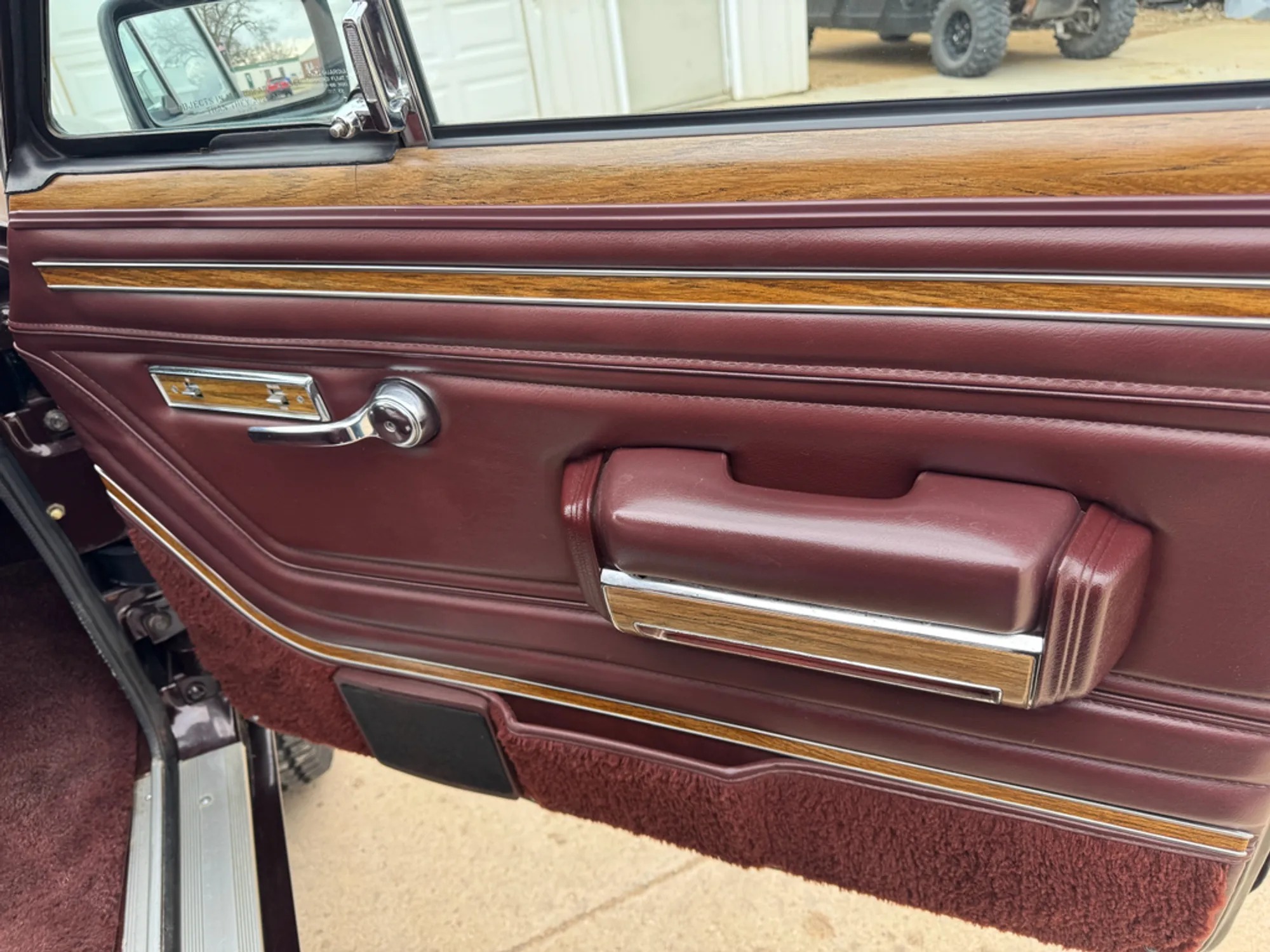 1989 Jeep Grand Wagoneer