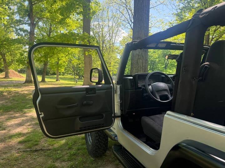 2003 Jeep Wrangler SE