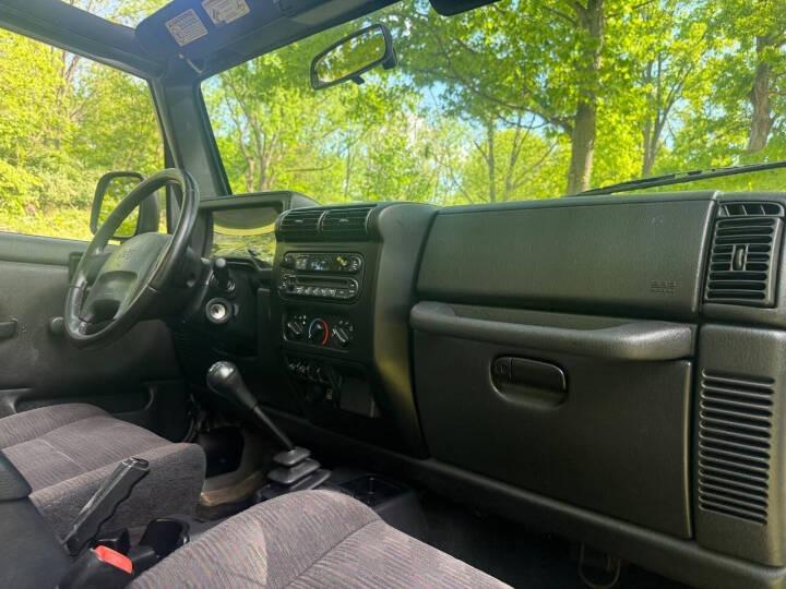 2003 Jeep Wrangler SE