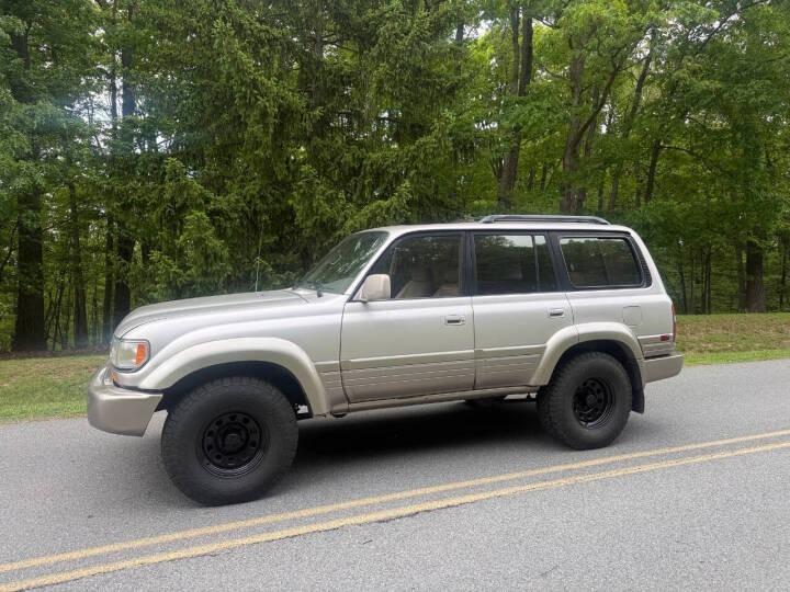  Lexus LX
