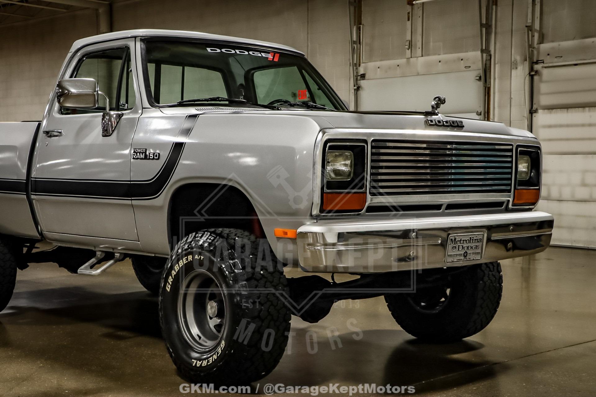 1986 Dodge Ram W100