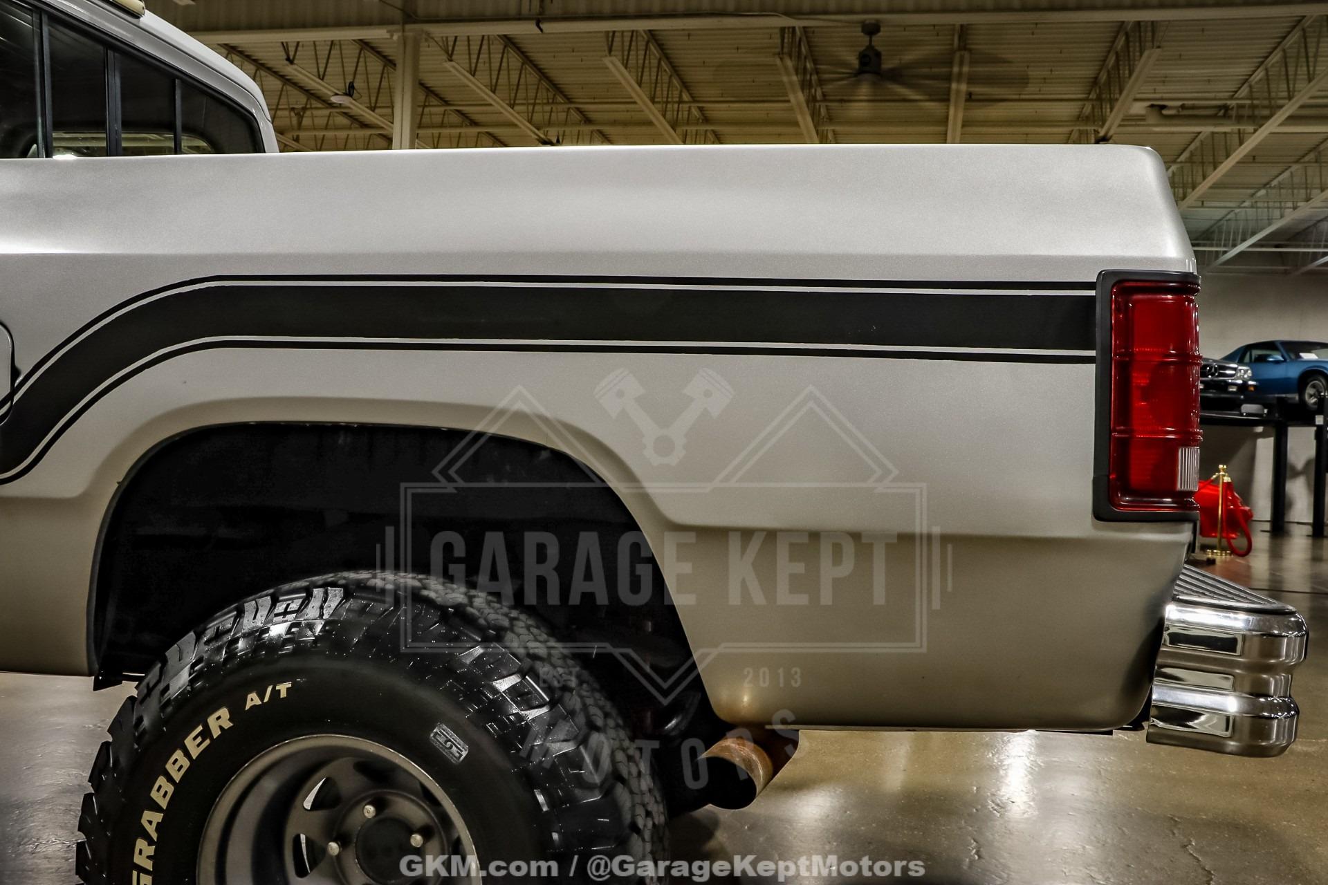 1986 Dodge Ram W100
