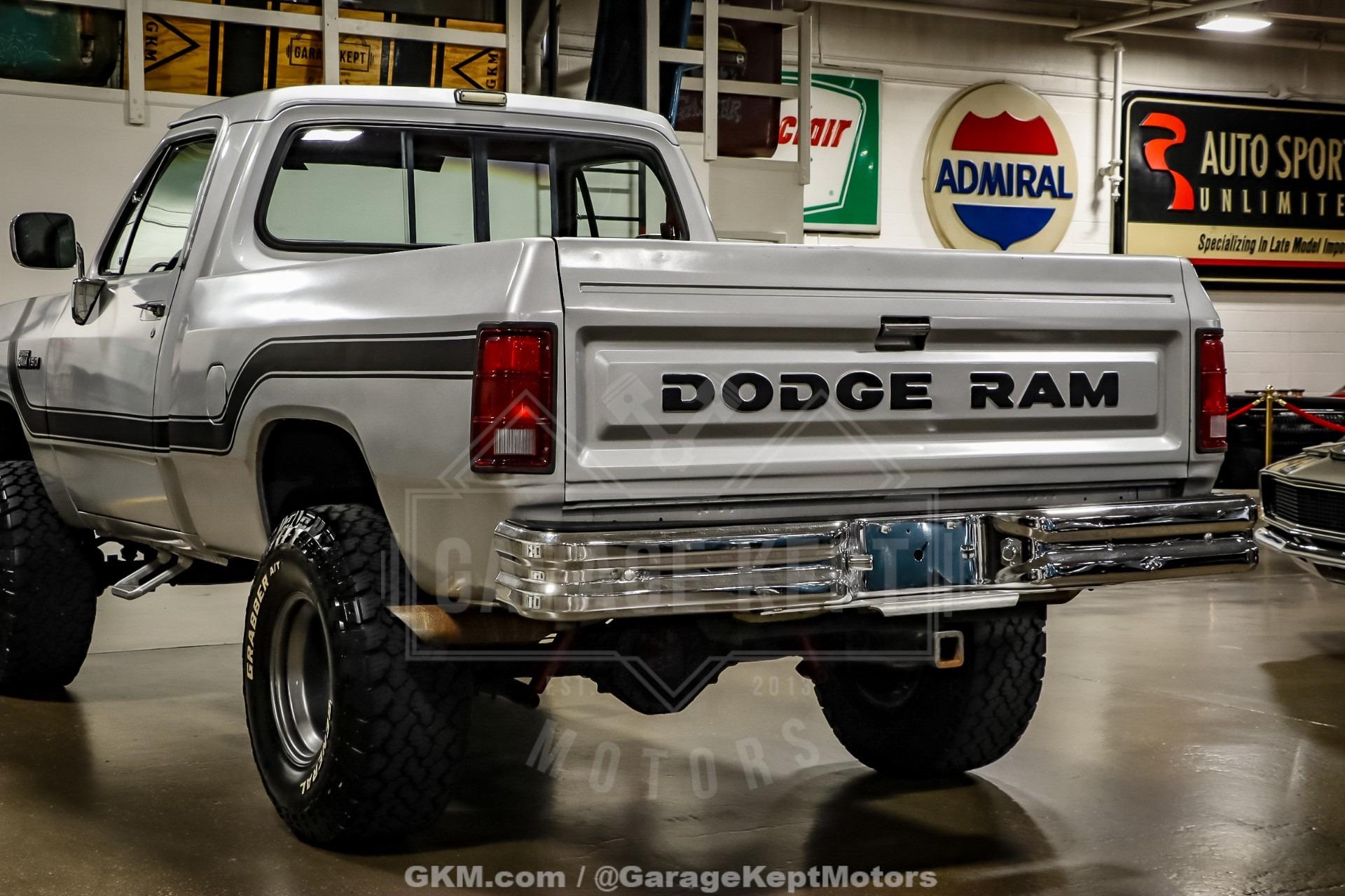 1986 Dodge Ram W100