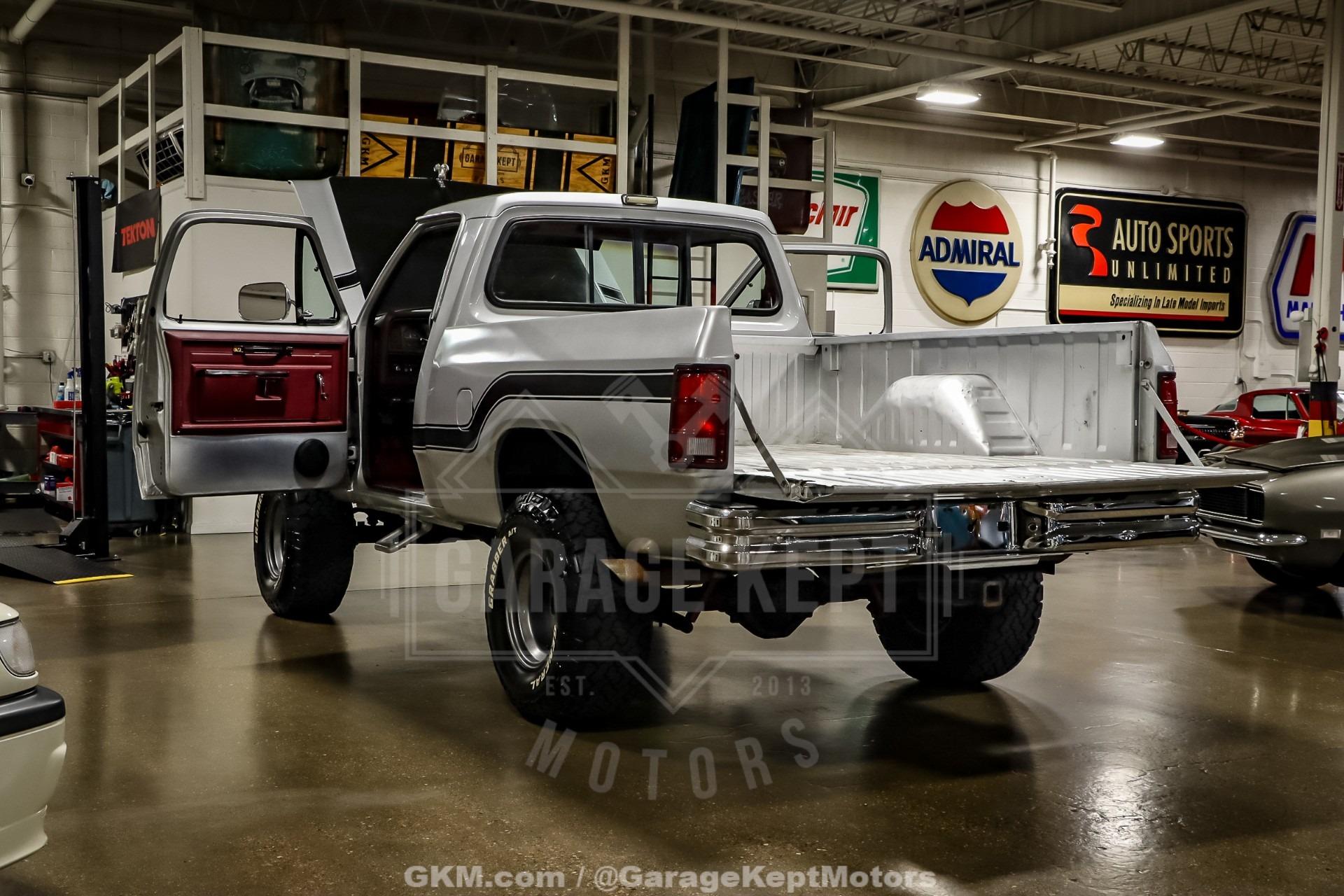 1986 Dodge Ram W100