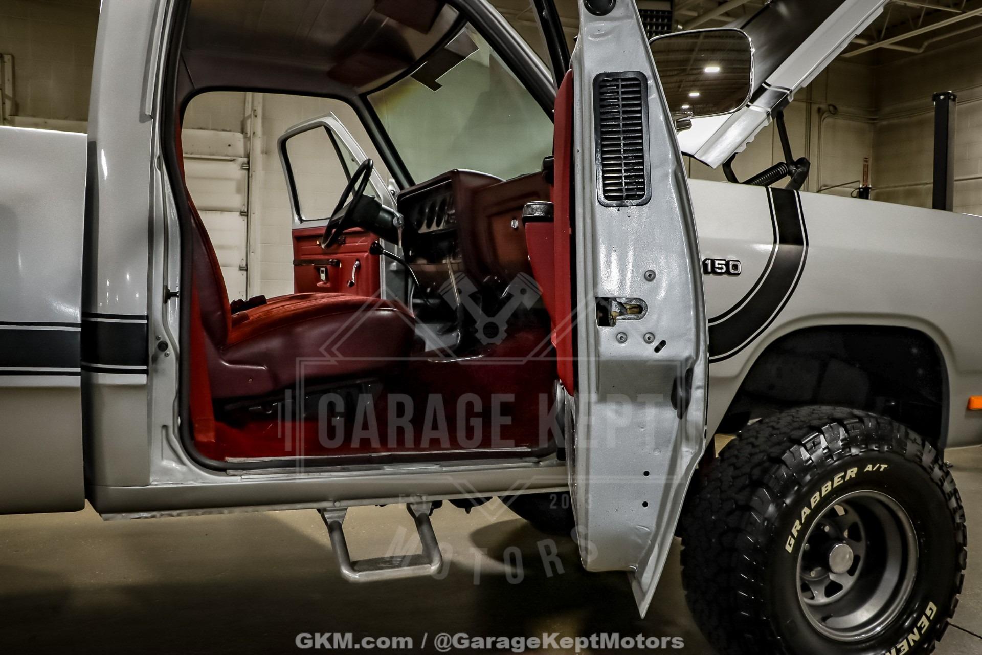 1986 Dodge Ram W100