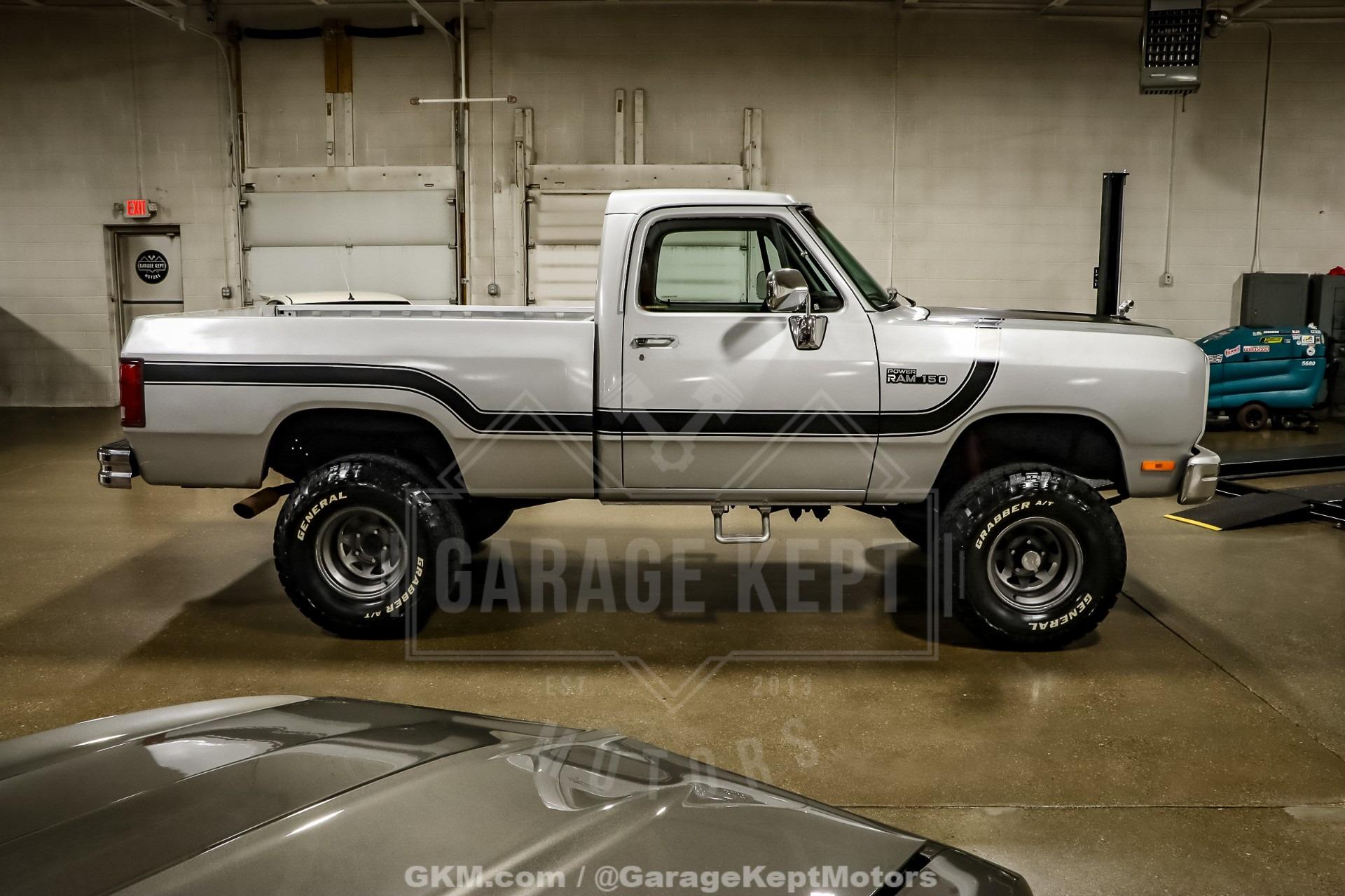 1986 Dodge Ram W100