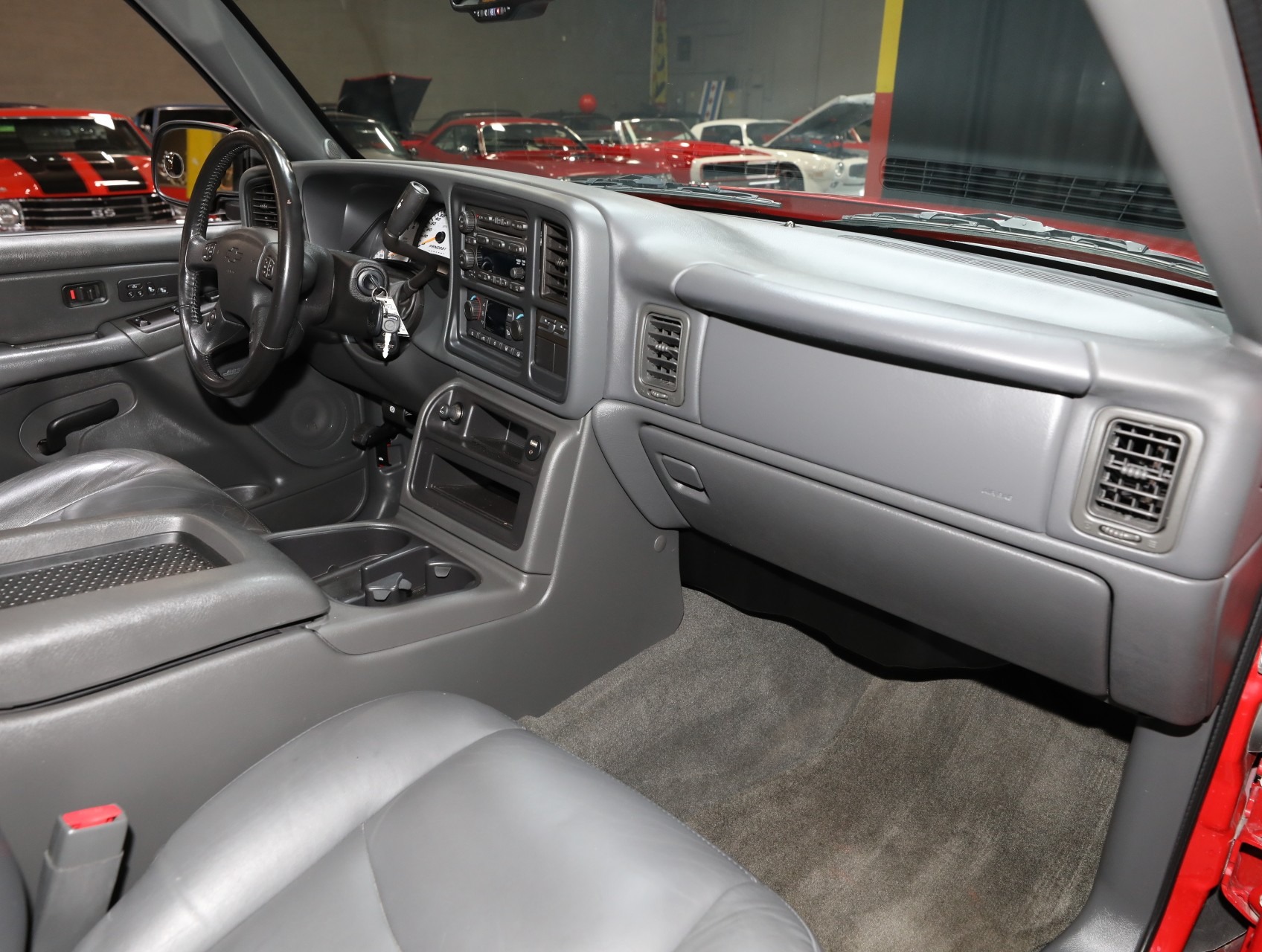 2006 Chevrolet Silverado 1500 SS - 4