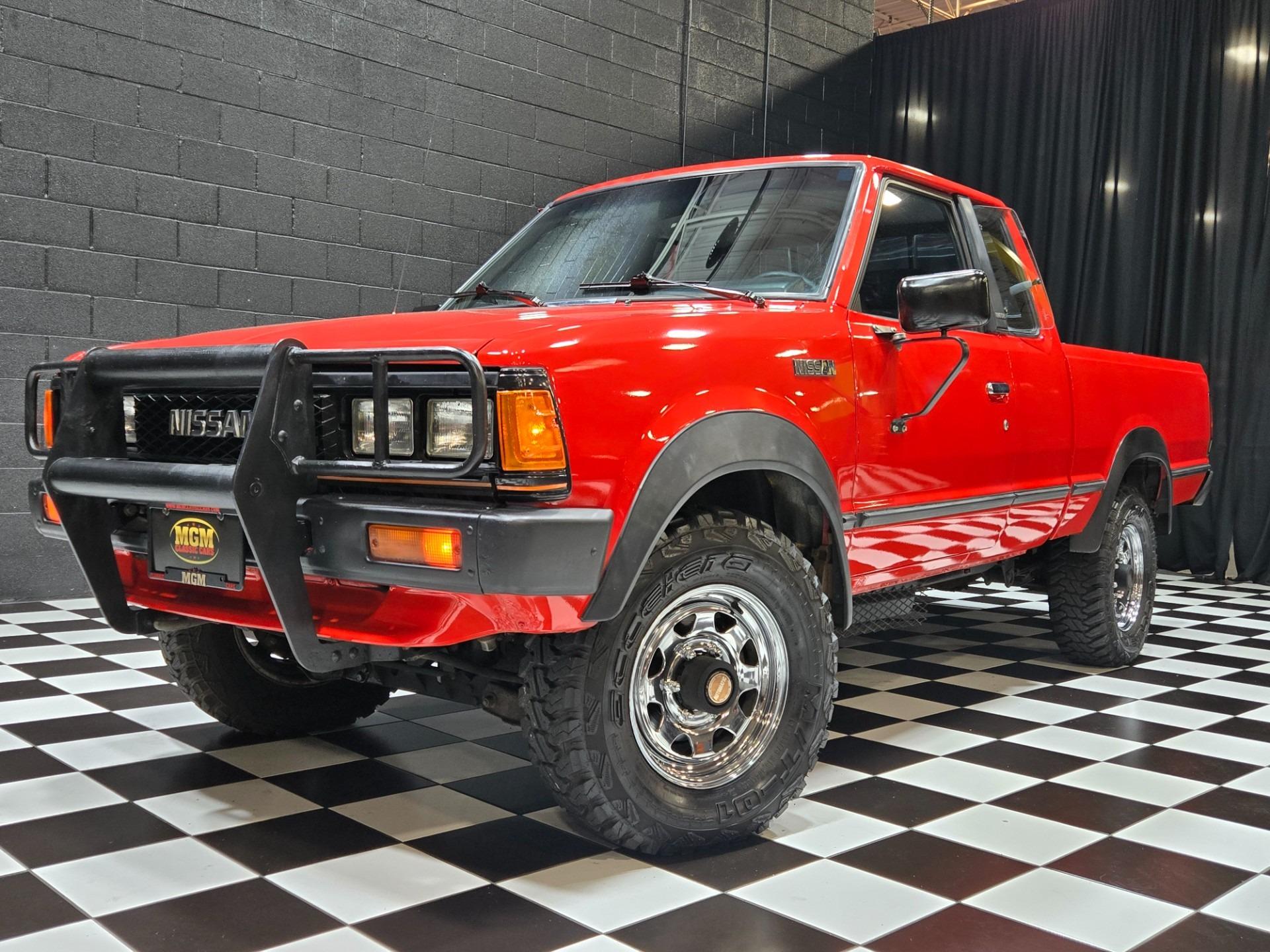  Nissan 720