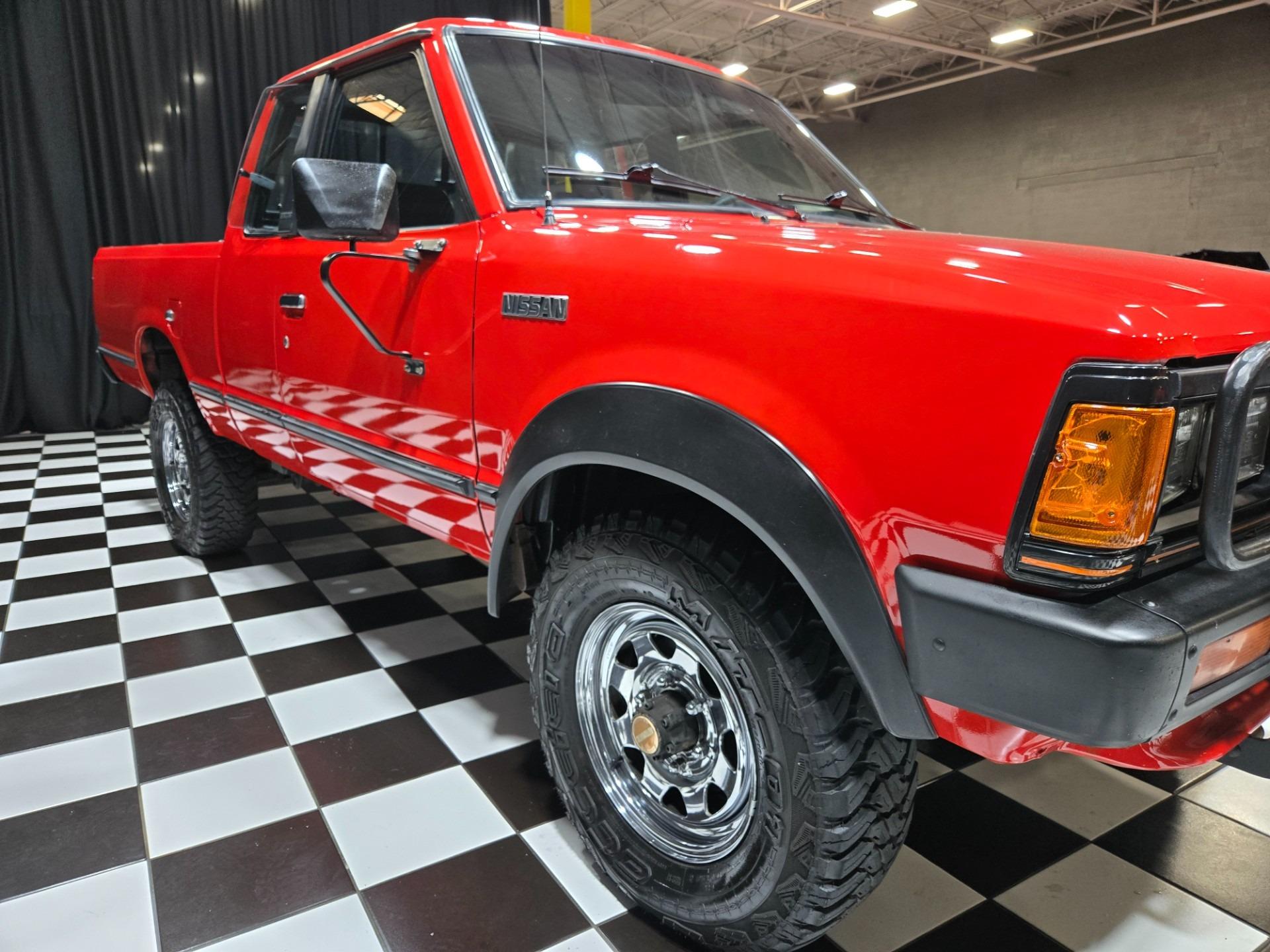 1985 Nissan 720 King Cab Deluxe
