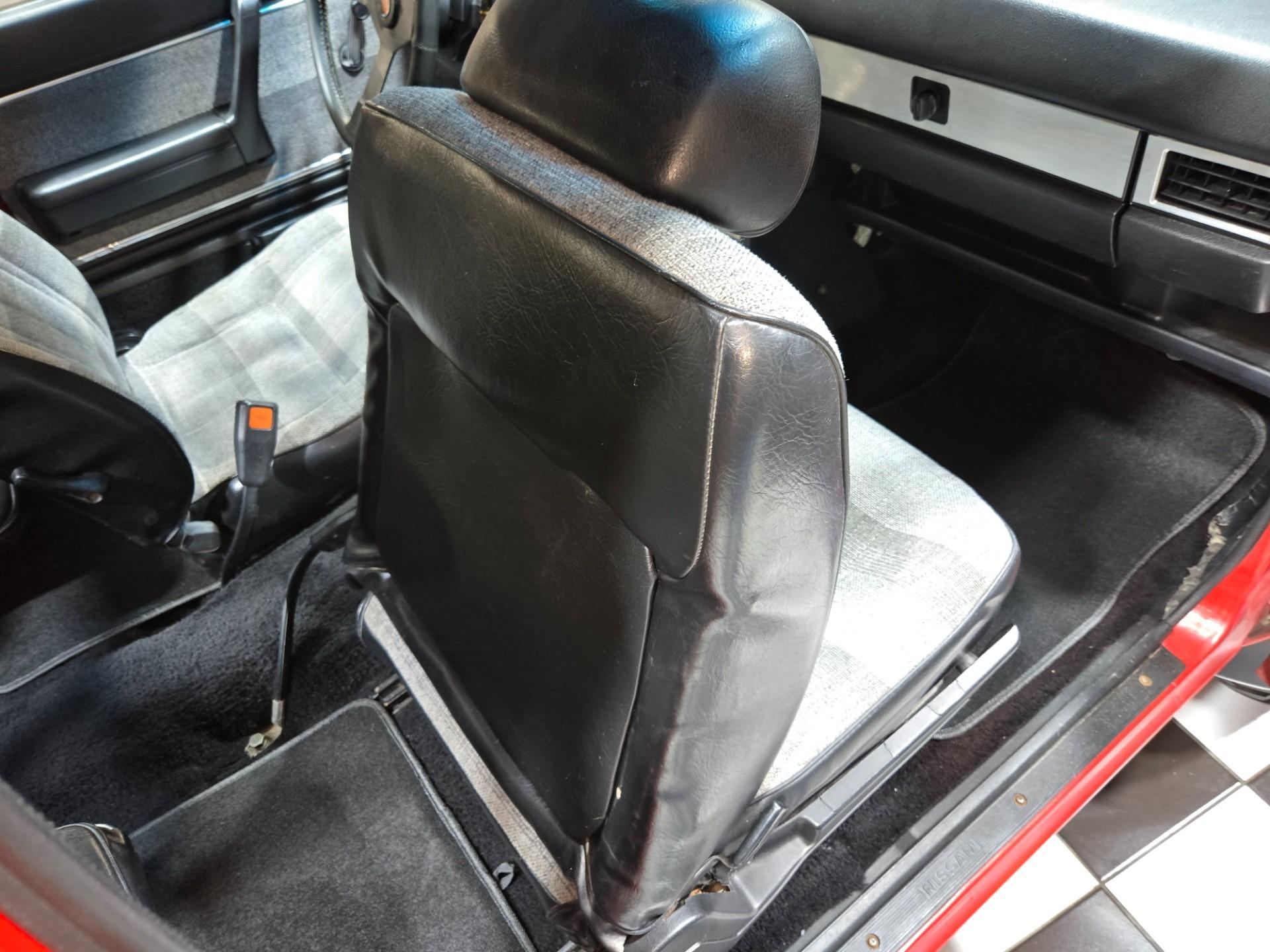 1985 Nissan 720 King Cab Deluxe