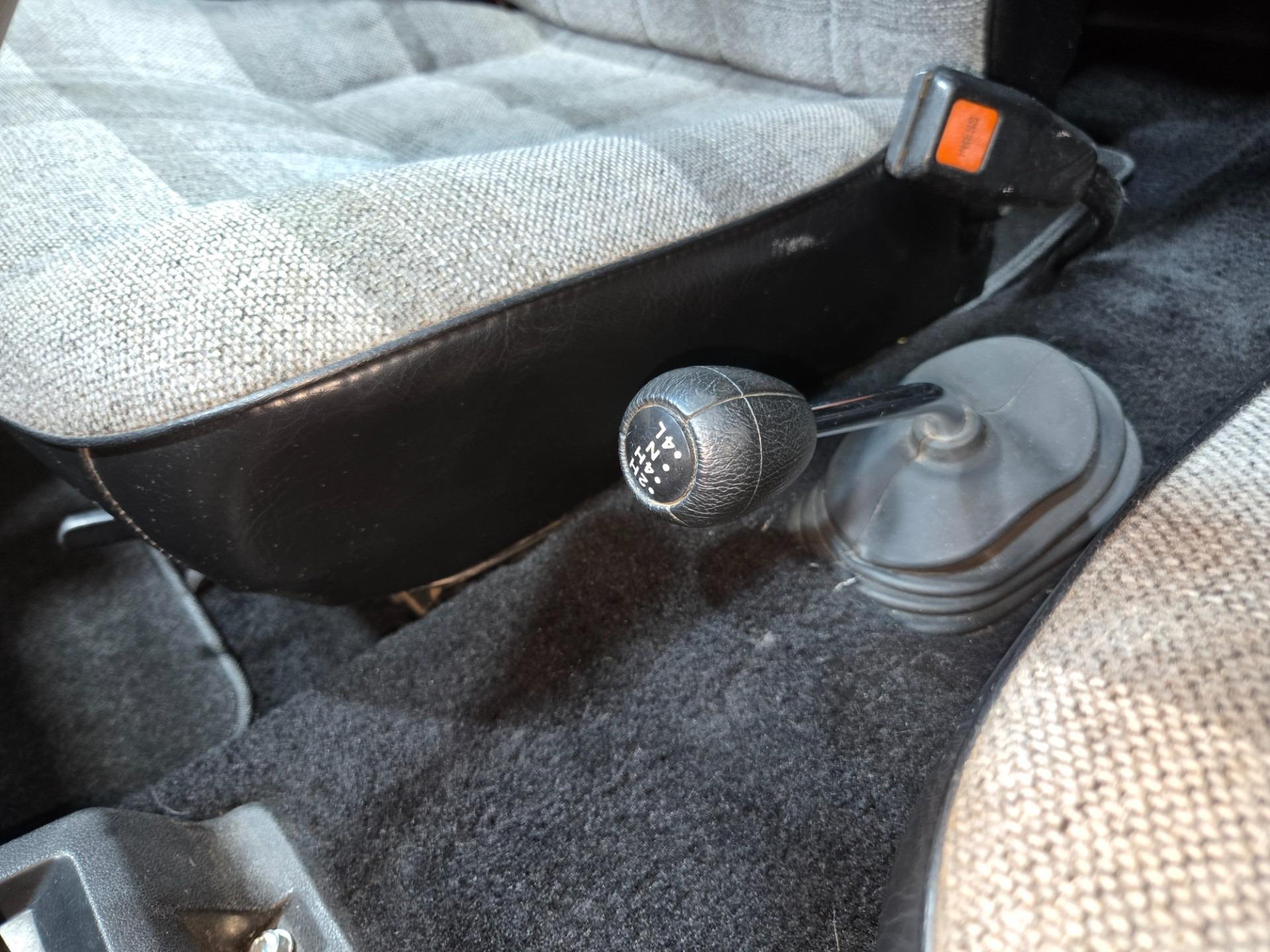 1985 Nissan 720 King Cab Deluxe