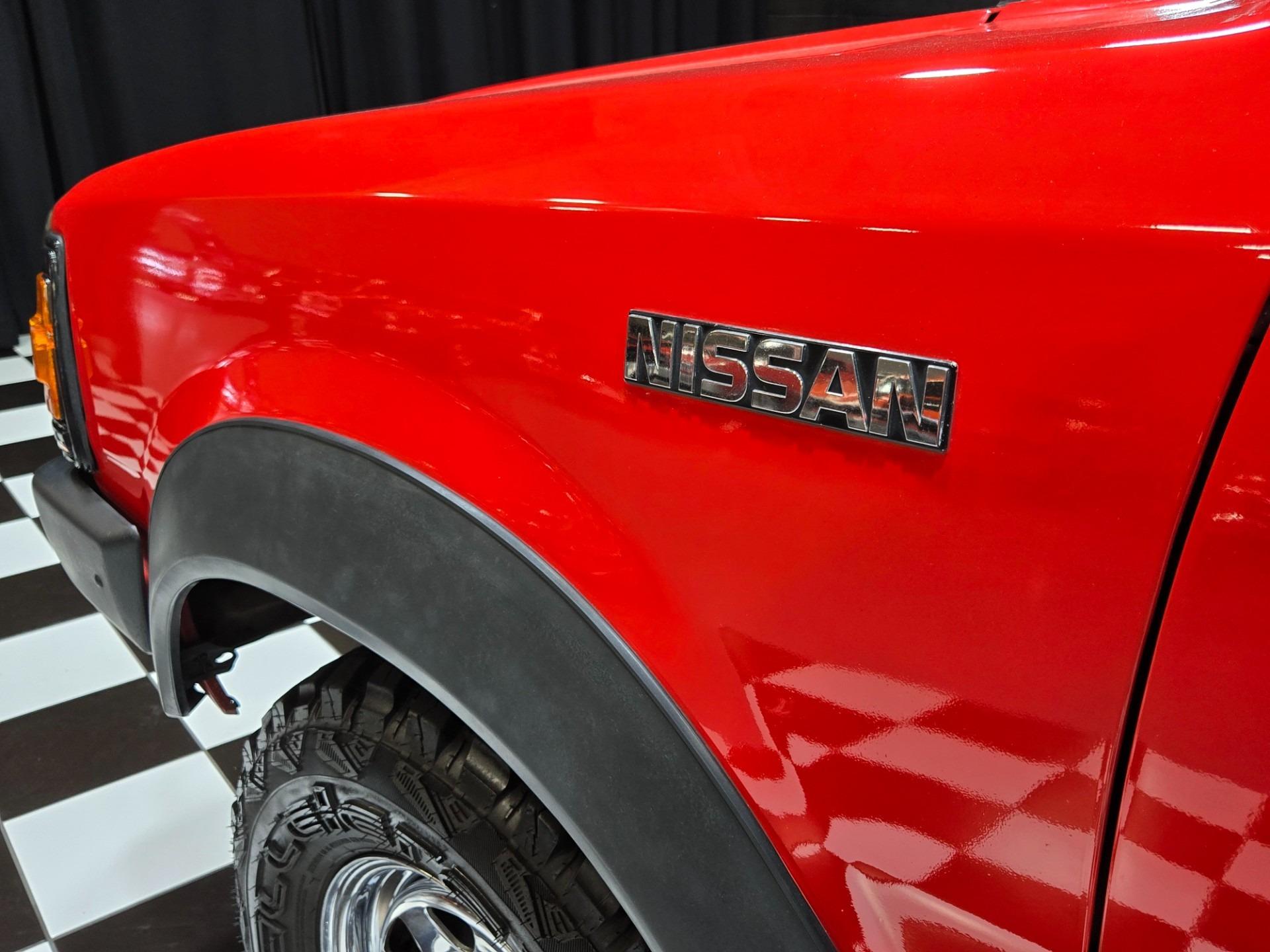 1985 Nissan 720 King Cab Deluxe