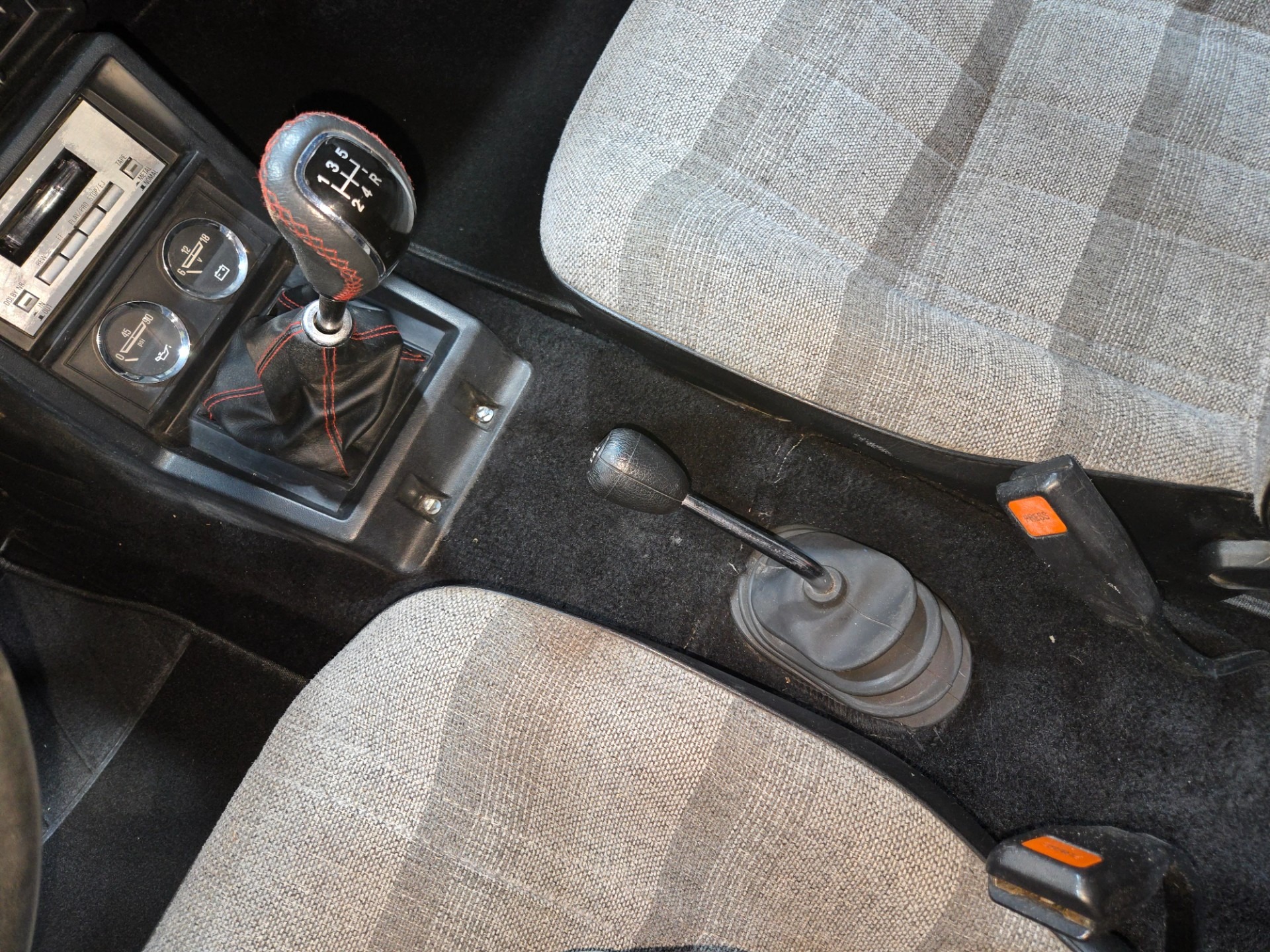 1985 Nissan Pickup Deluxe