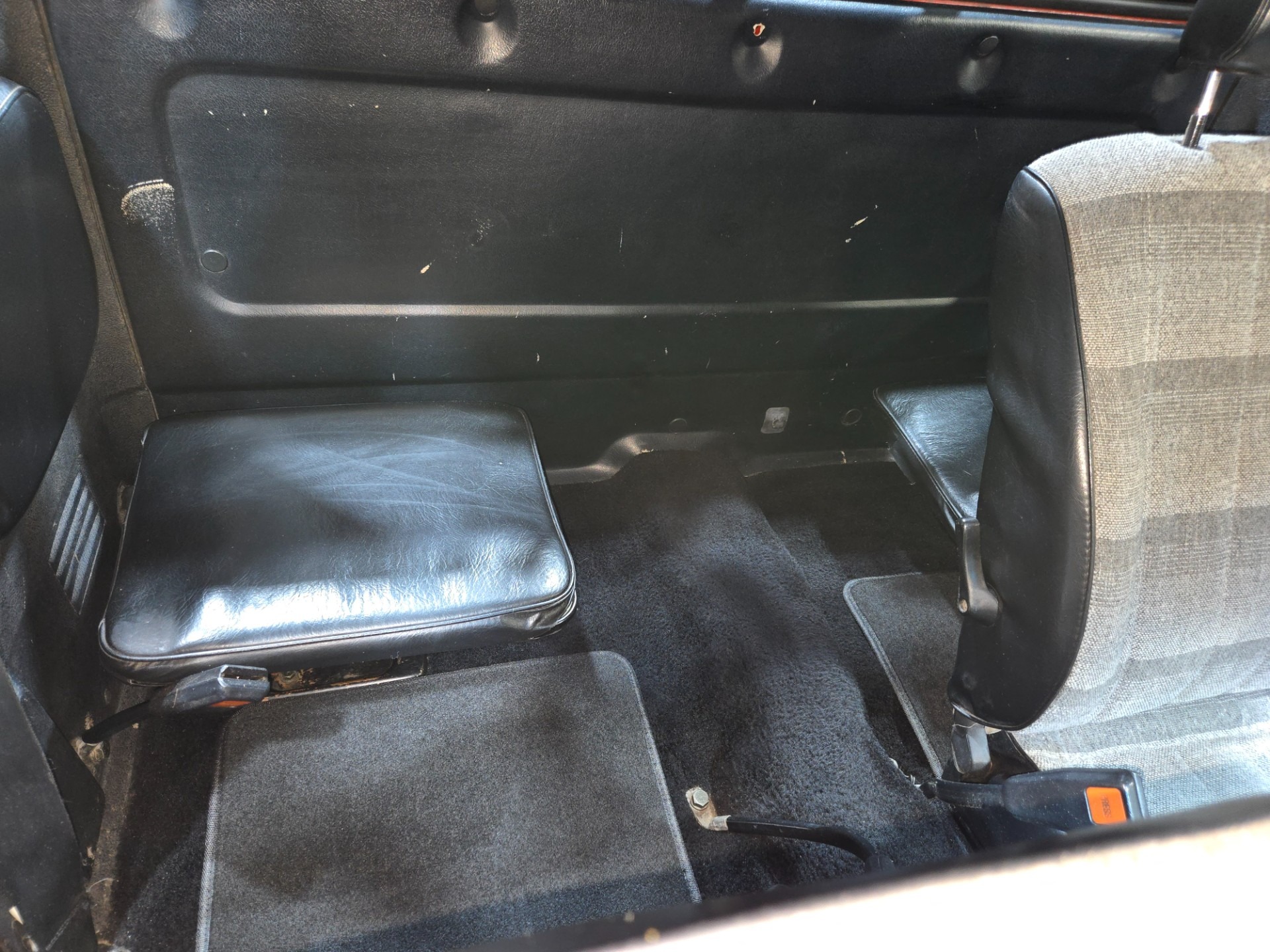 1985 Nissan Pickup Deluxe