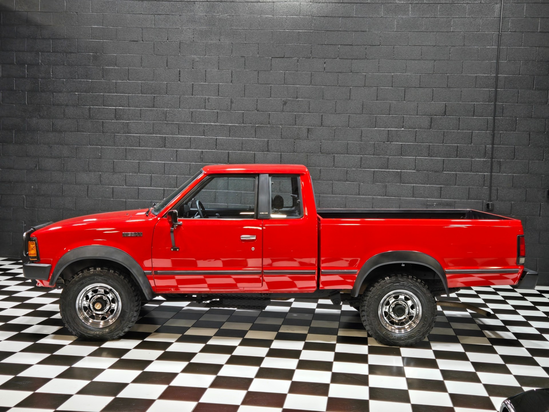 1985 Nissan Pickup Deluxe - 2