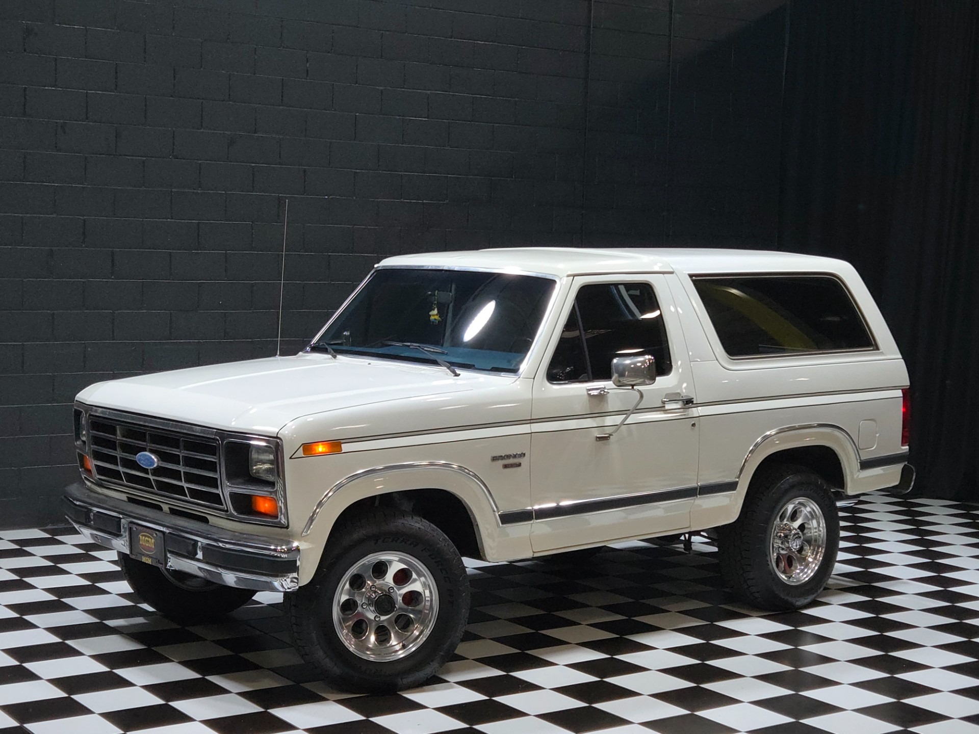 1984 Ford Bronco XLT