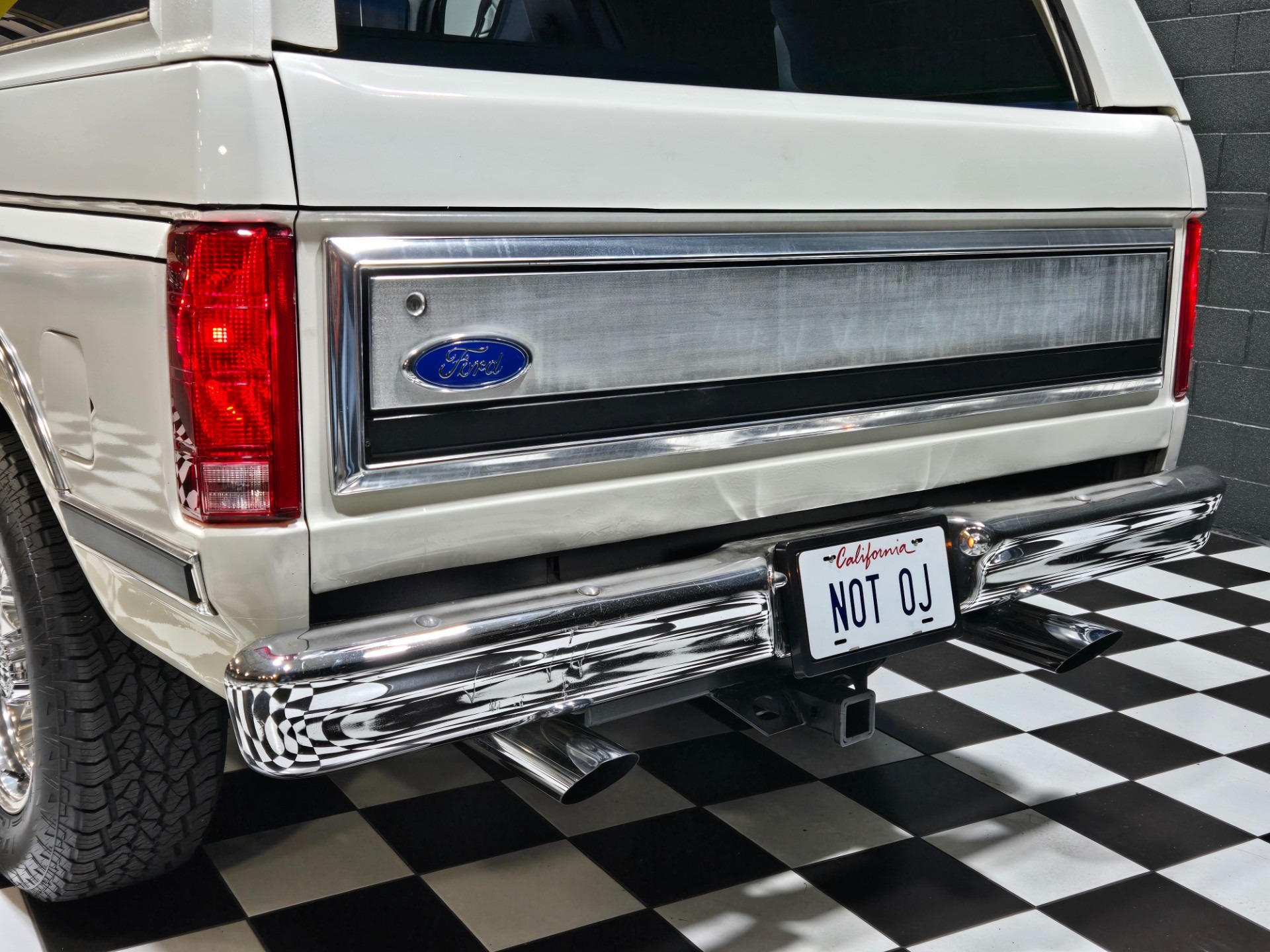 1984 Ford Bronco XLT