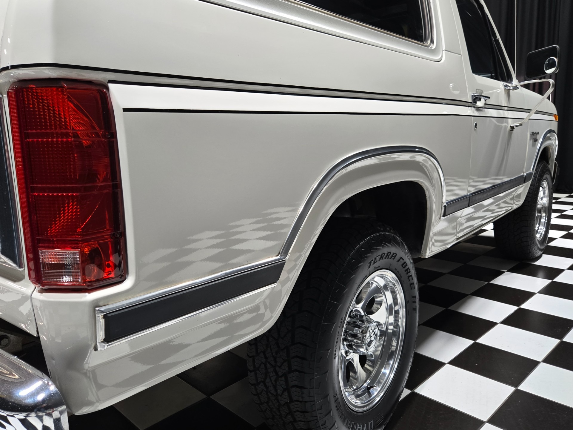 1984 Ford Bronco XLT