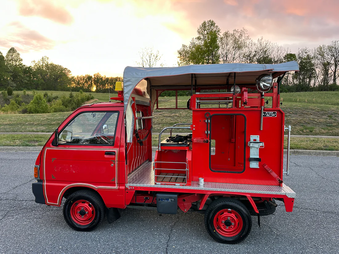 1992 Daihatsu HiJet Fire Truck