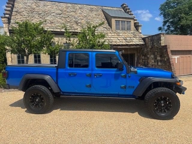 2020 Jeep Gladiator Sport