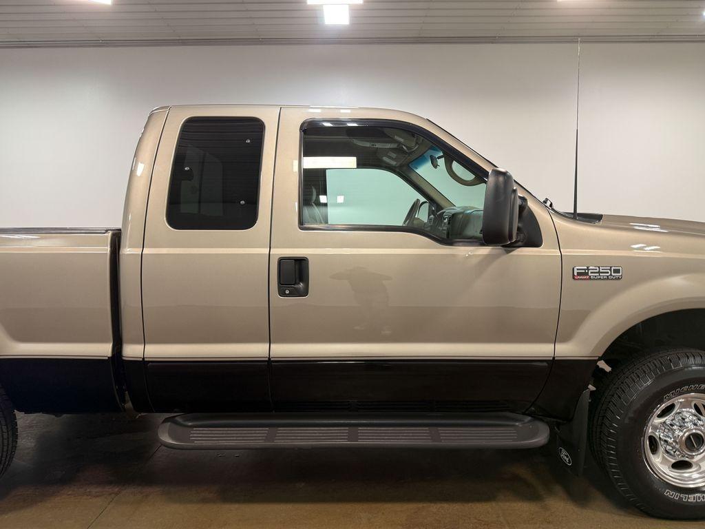 2002 Ford F-250 Super Duty Lariat