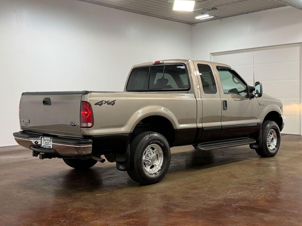 2002 Ford F-250 Super Duty Lariat - 4