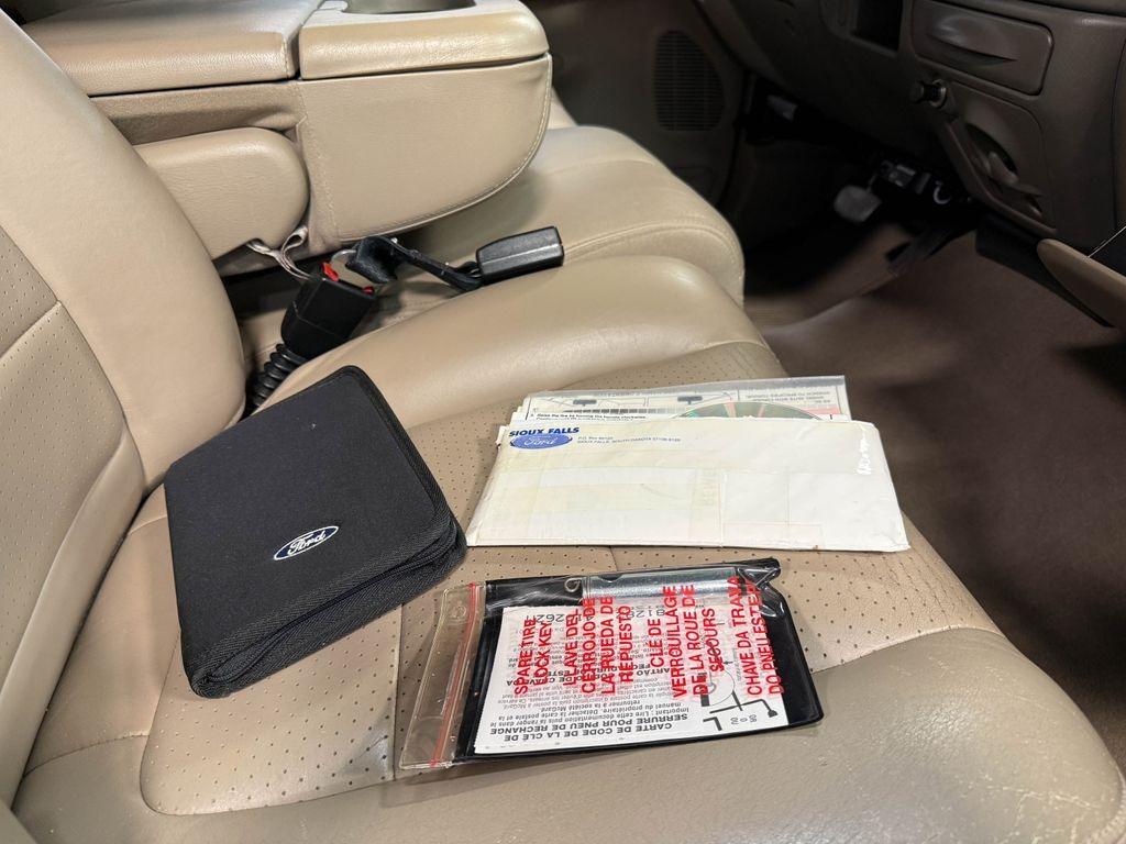 2002 Ford F-250 Super Duty Lariat