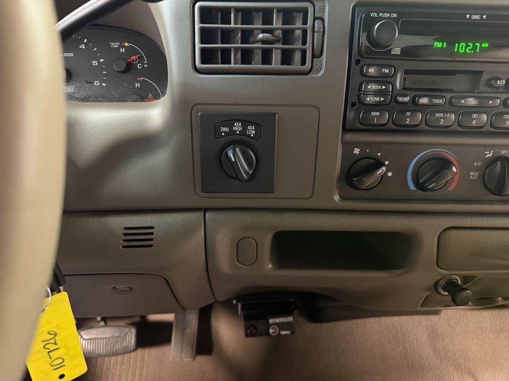 2002 Ford F-250 Super Duty Lariat