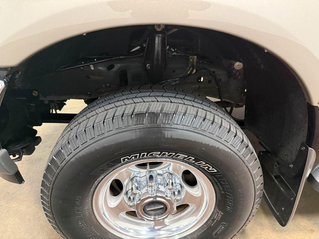 2002 Ford F-250 Super Duty Lariat