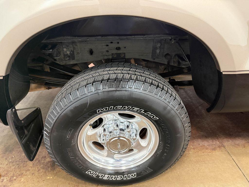 2002 Ford F-250 Super Duty Lariat